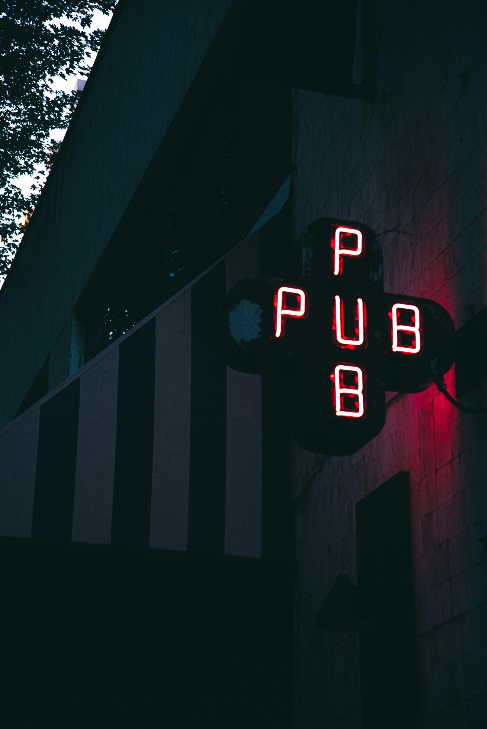 Set up or improve your Taverneum